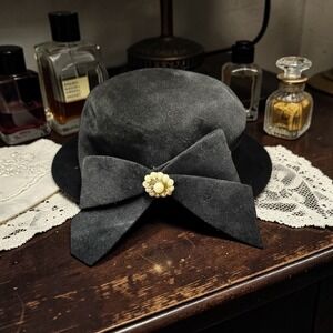 Vintage Black Fur Felt Pillbox Hat Front Bow Faux Pearl Union Made 1950s 1960s